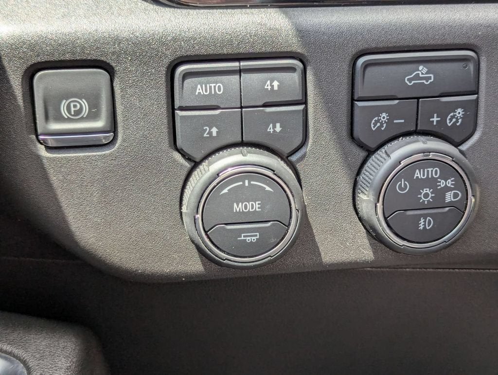 2025 Chevrolet Silverado 1500 LT Trail Boss