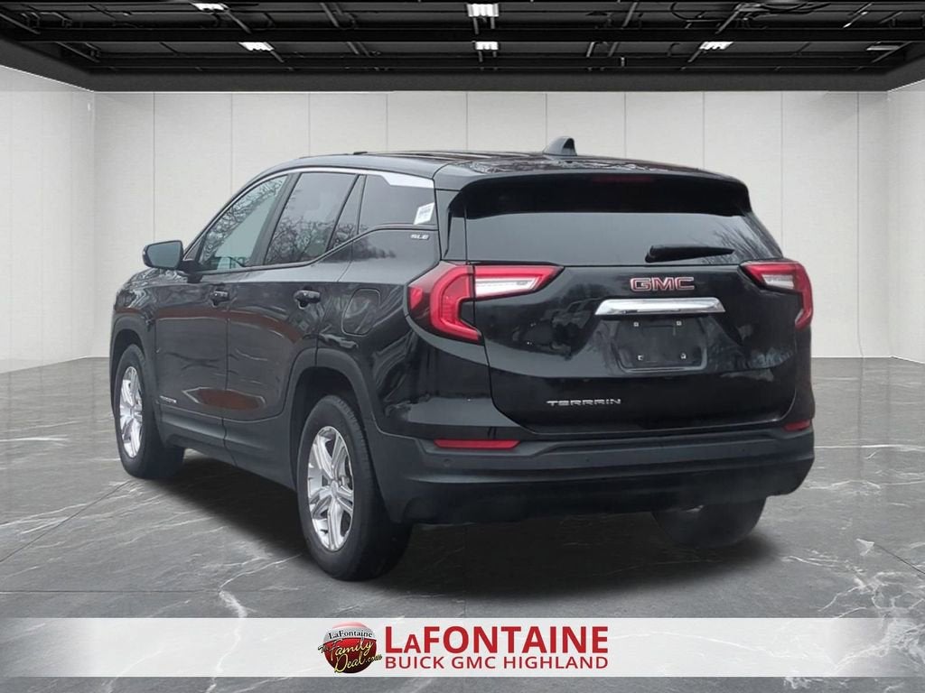 2022 GMC Terrain SLE