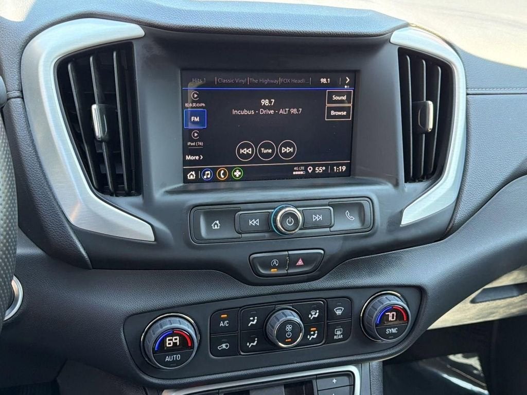 2023 GMC Terrain SLE