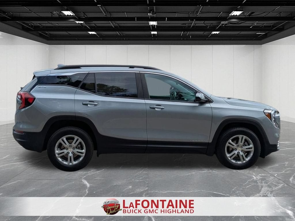 2023 GMC Terrain SLE