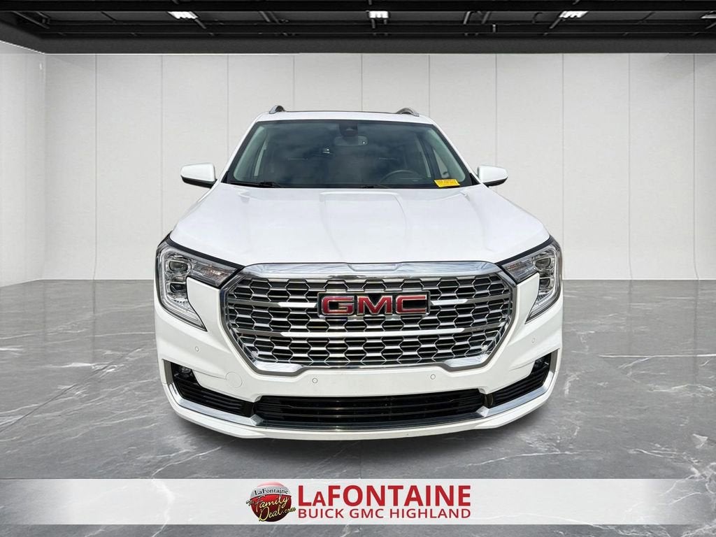 2023 GMC Terrain Denali