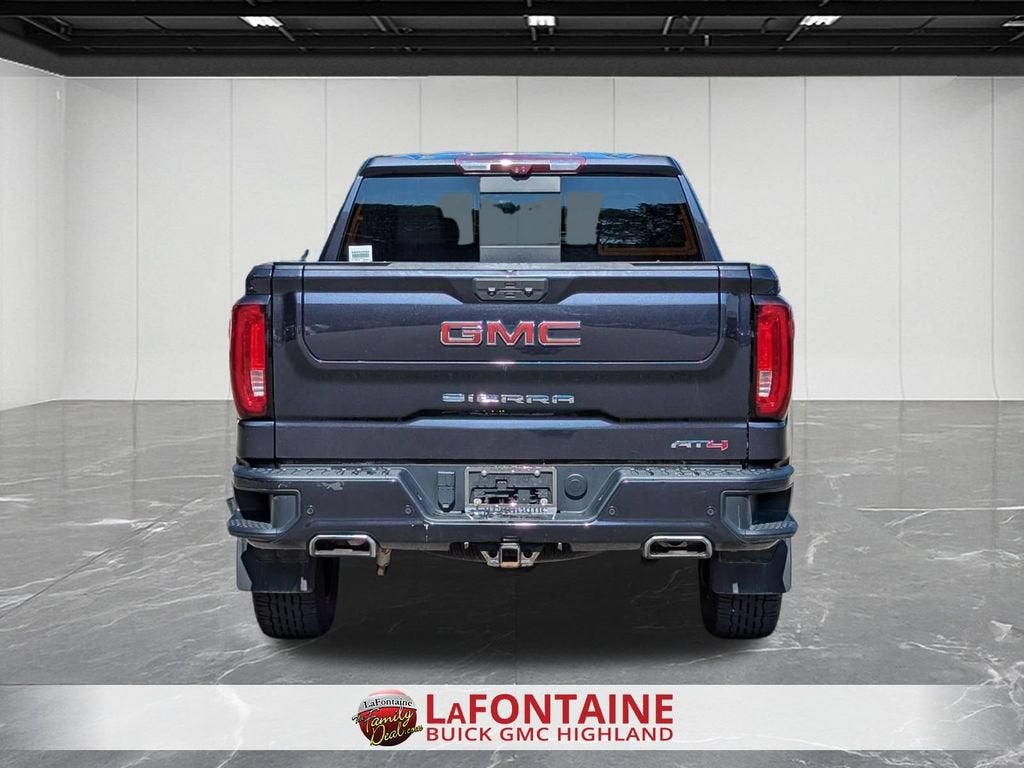 2022 GMC Sierra 1500 AT4
