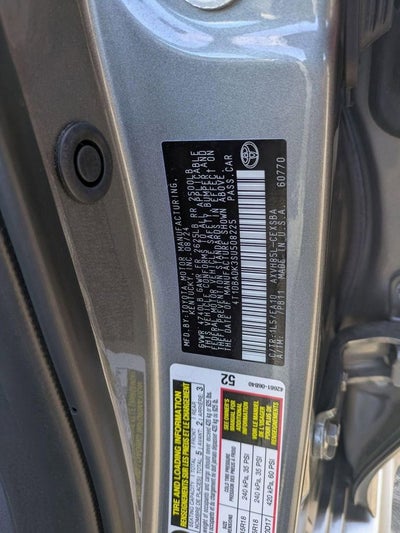 2025 Toyota Camry SE