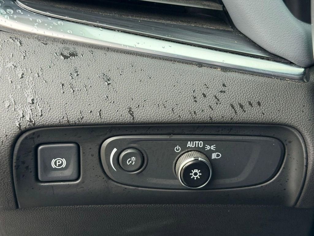 2021 Buick Enclave Essence