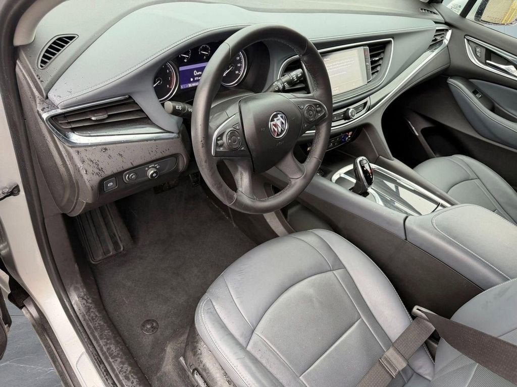 2021 Buick Enclave Essence