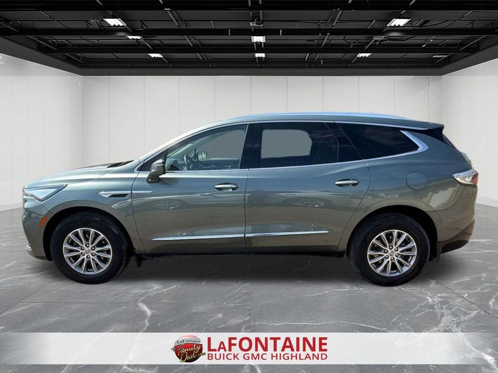2023 Buick Enclave Essence