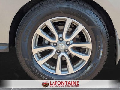 2016 Nissan Pathfinder SL