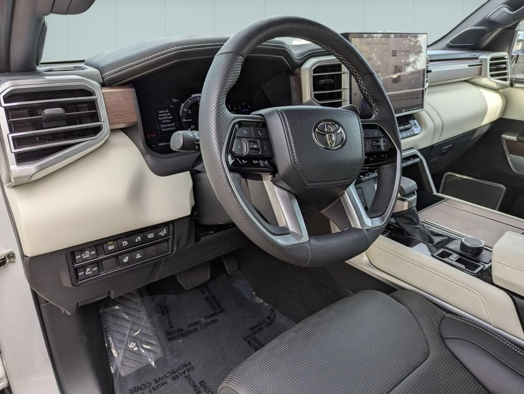 2023 Toyota Tundra Hybrid Capstone
