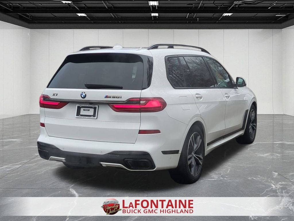 2021 BMW X7 M50i