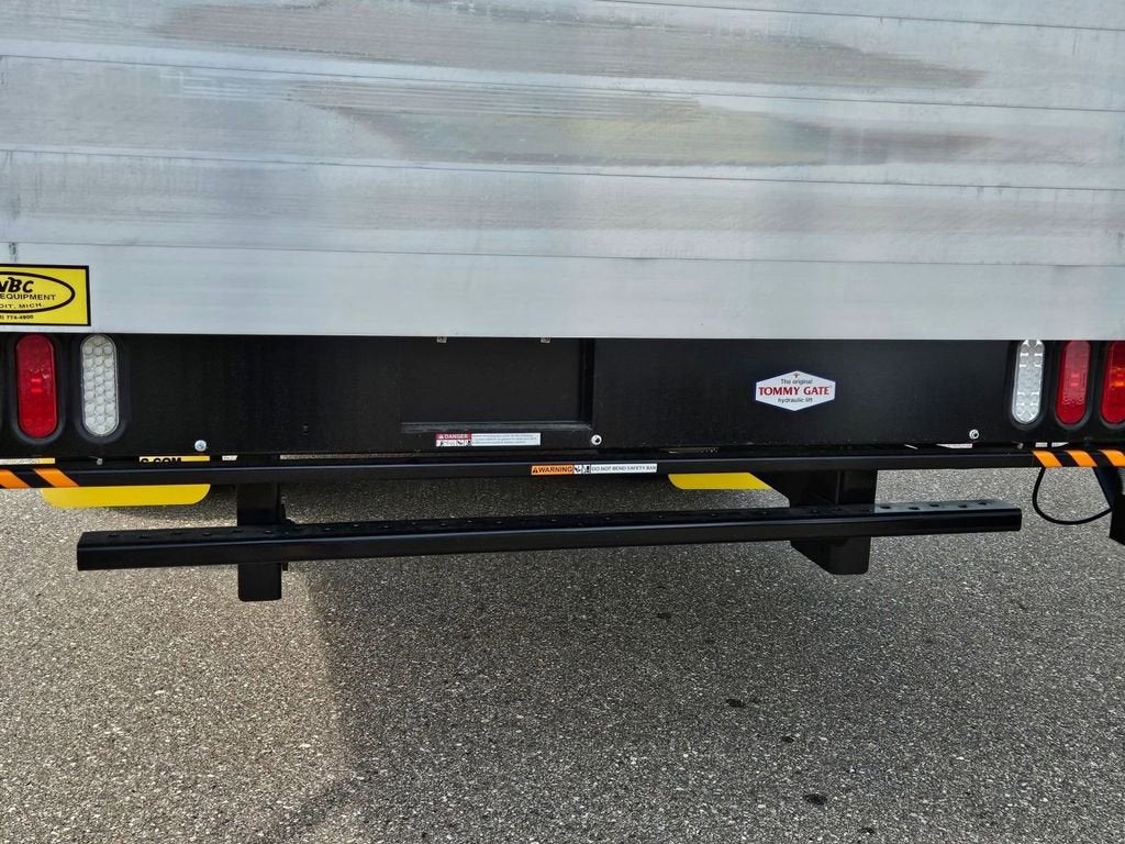 2024 GMC Savana Cutaway 4500 2WT