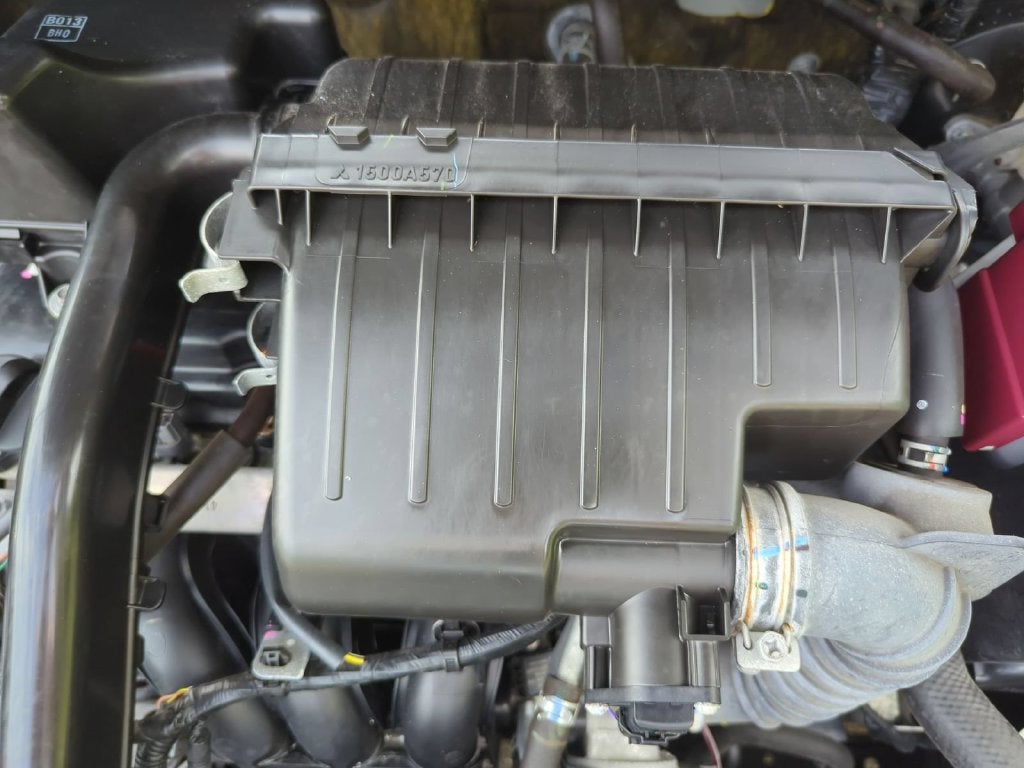 2024 Mitsubishi Mirage ES