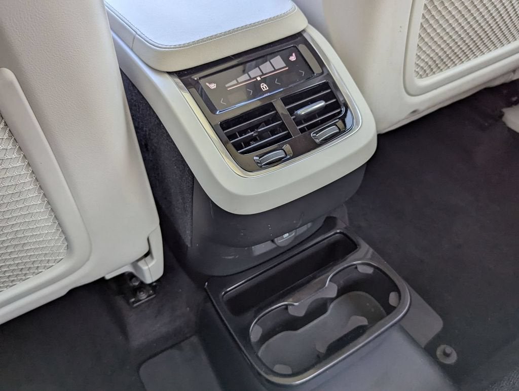 2023 Volvo XC90 B6 Plus 6-Seater