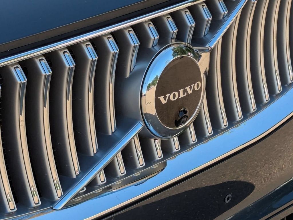 2023 Volvo XC90 B6 Plus 6-Seater