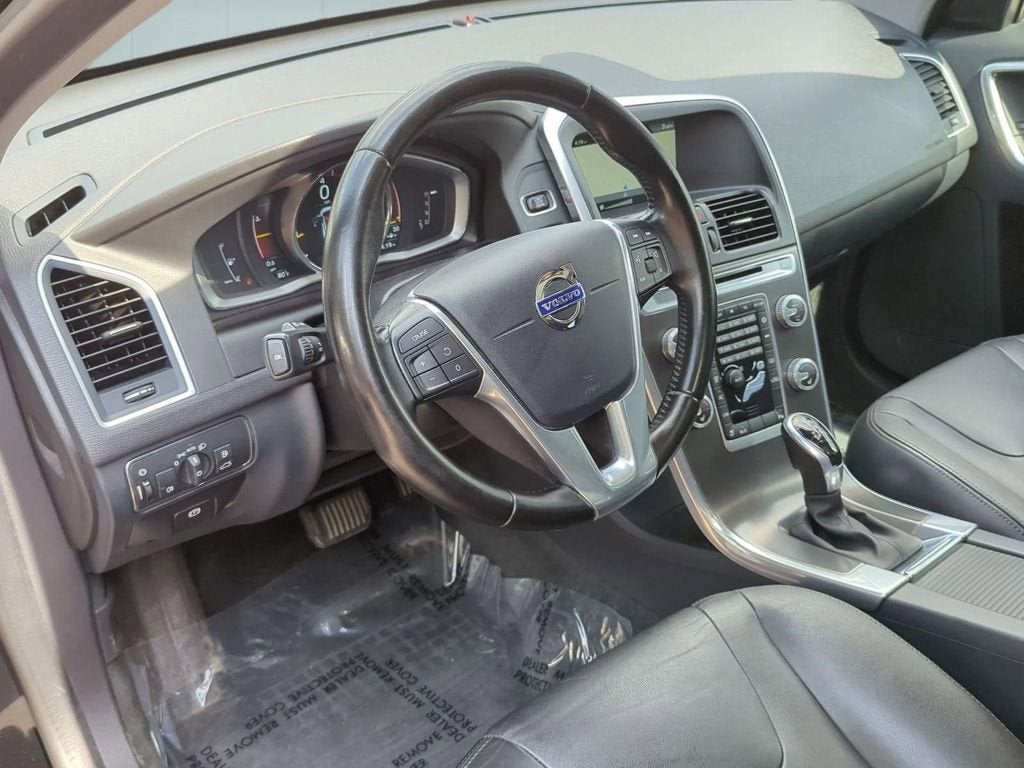 2016 Volvo XC60 T5 Premier