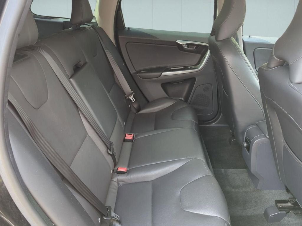 2016 Volvo XC60 T5 Premier