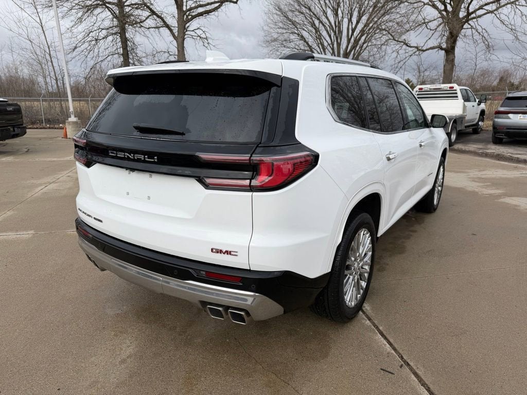 2024 GMC Acadia Denali