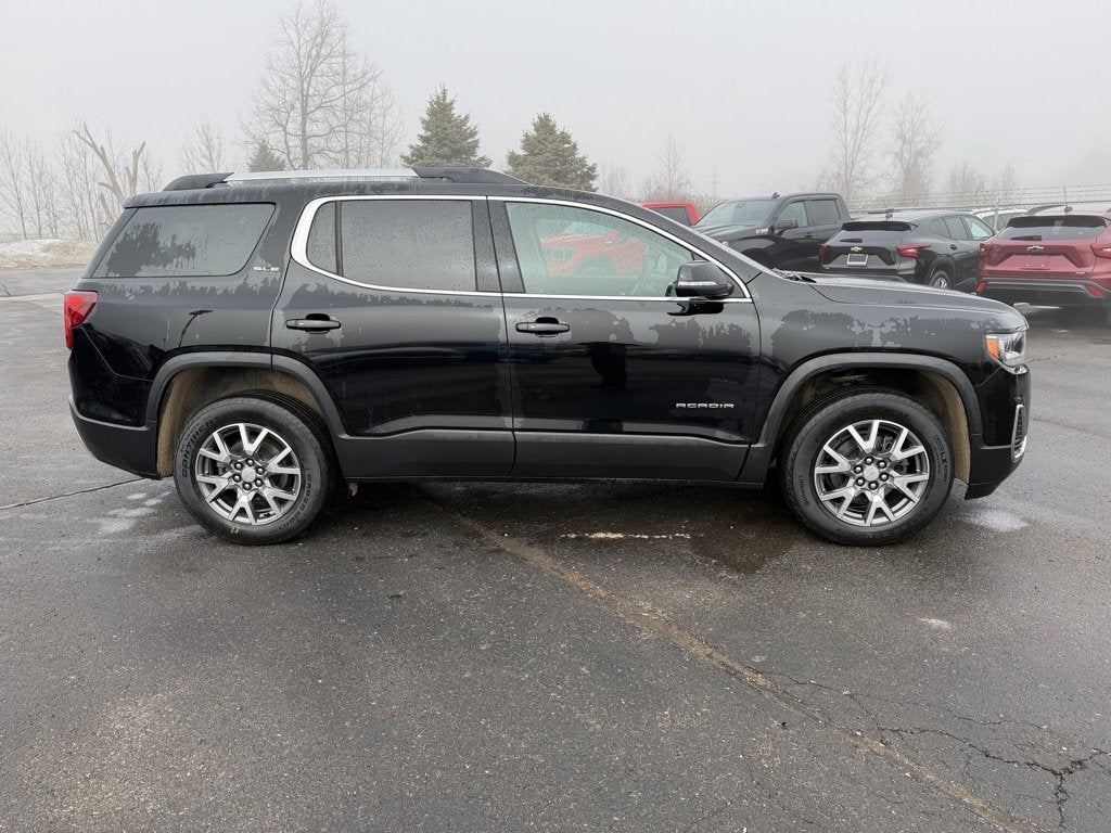 2023 GMC Acadia SLE