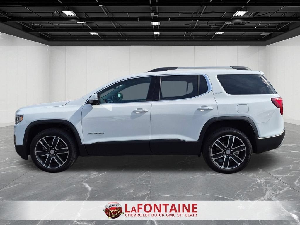 2023 GMC Acadia SLT