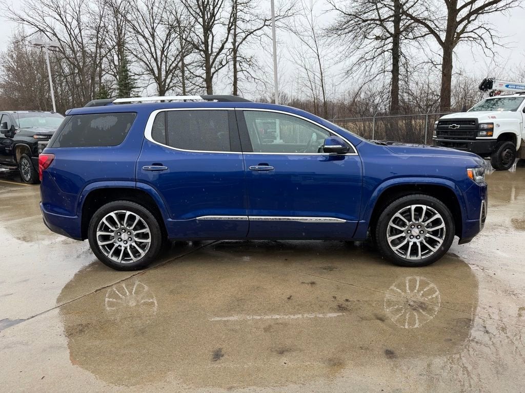 2023 GMC Acadia Denali
