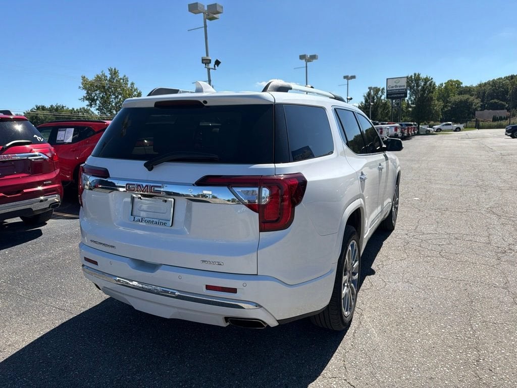 2023 GMC Acadia Denali