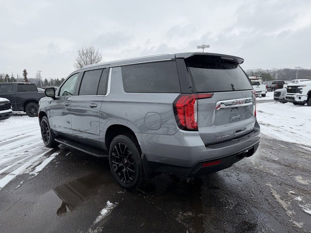 2022 GMC Yukon XL SLE