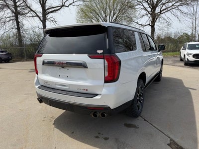 2022 GMC Yukon XL AT4