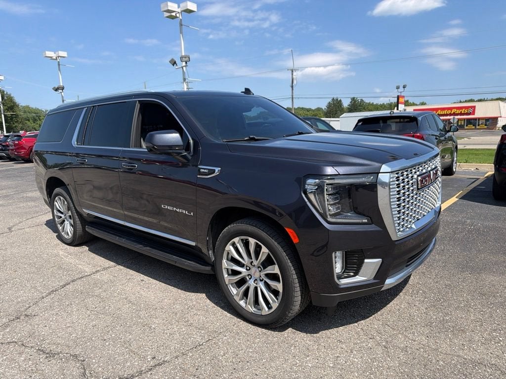 2023 GMC Yukon XL Denali
