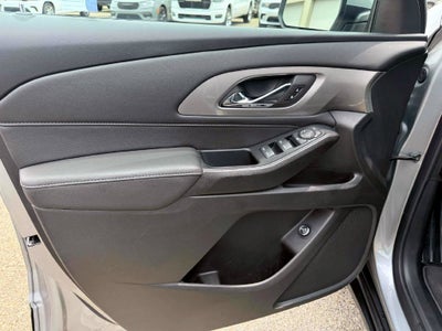 2024 Chevrolet Traverse Limited LT Cloth