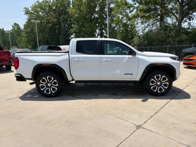 2024 GMC Canyon AT4