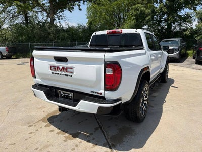 2024 GMC Canyon AT4