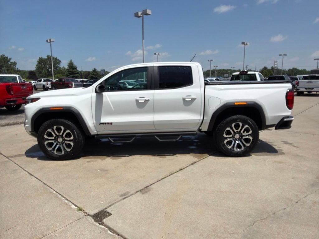 2024 GMC Canyon AT4