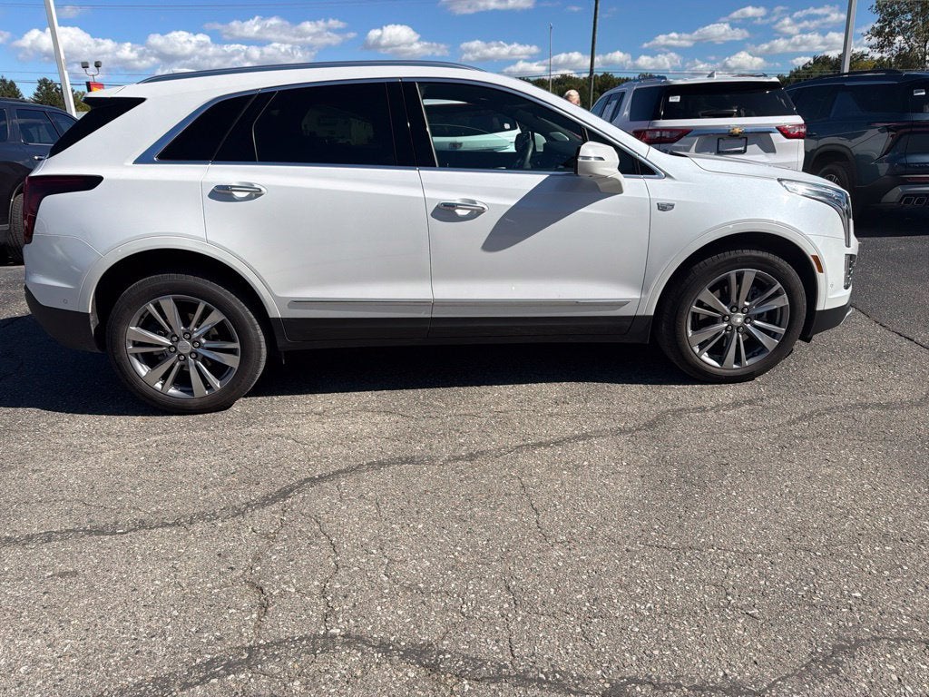 2024 Cadillac XT5 Premium Luxury