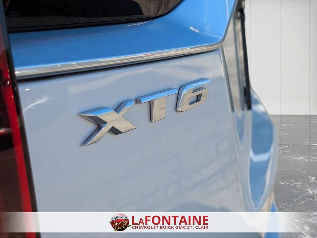 2022 Cadillac XT6 Premium Luxury