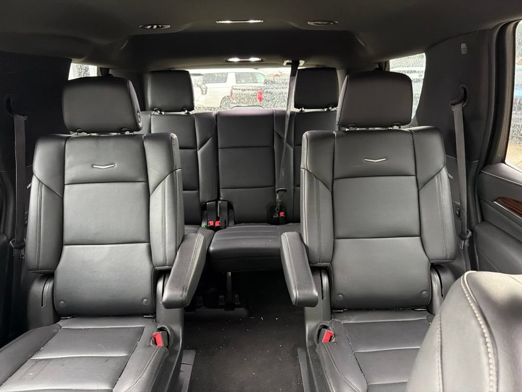 2022 Cadillac Escalade Luxury
