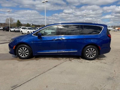 2020 Chrysler Pacifica Touring L Plus
