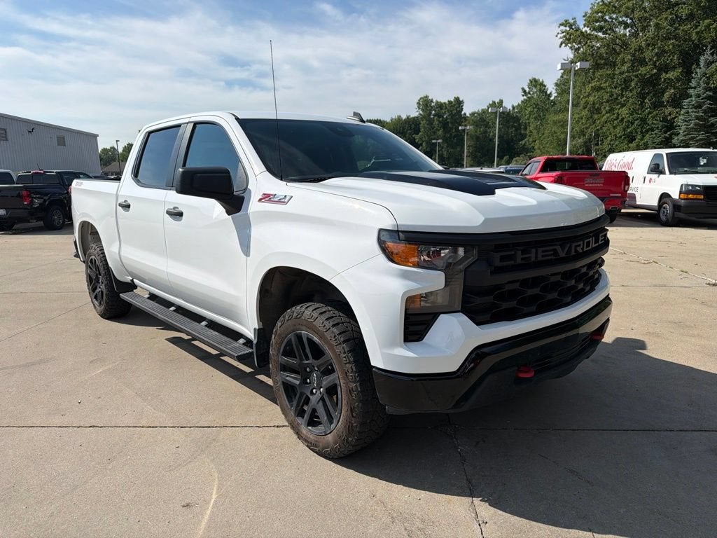 2022 Chevrolet Silverado 1500 Custom Trail Boss