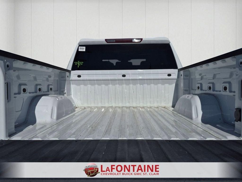 2022 Chevrolet Silverado 1500 Custom Trail Boss