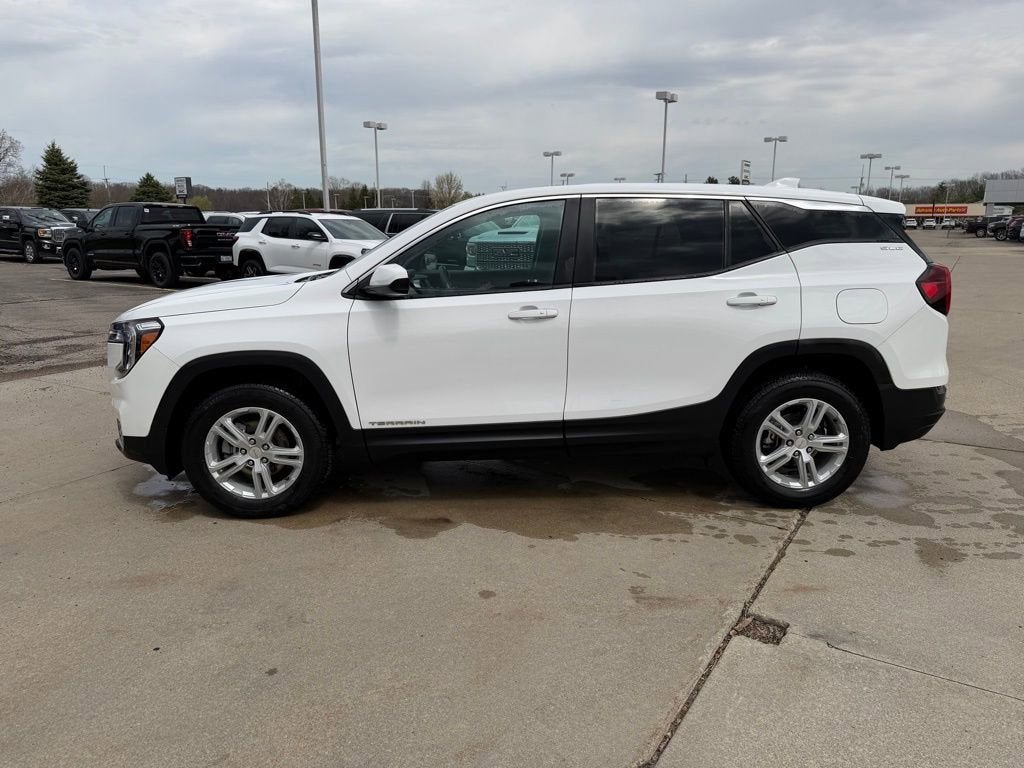 2023 GMC Terrain SLE