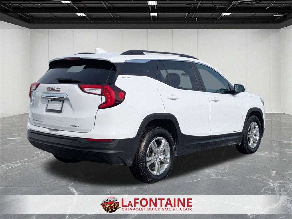 2023 GMC Terrain SLE