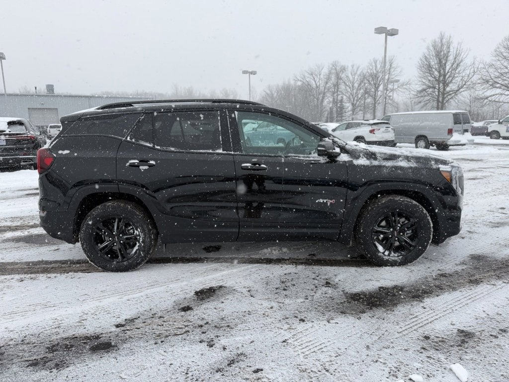 2022 GMC Terrain AT4