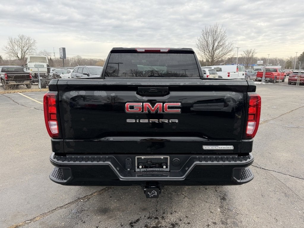 2025 GMC Sierra 1500 Elevation