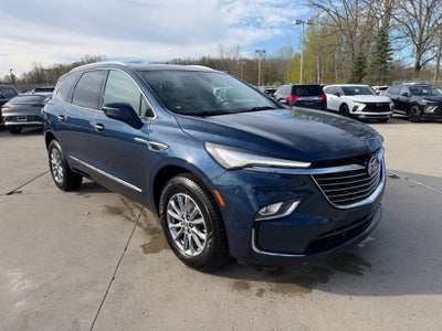 2023 Buick Enclave Essence