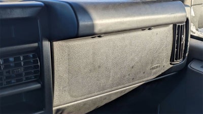 2025 GMC Savana Cutaway 3500 1WT