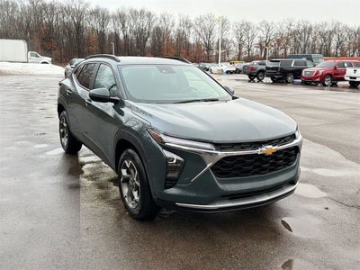 2025 Chevrolet Trax LT
