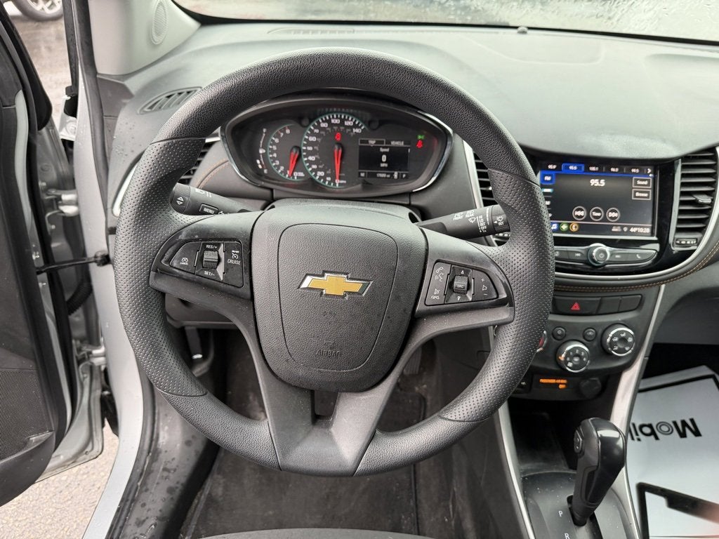 2022 Chevrolet Trax LS