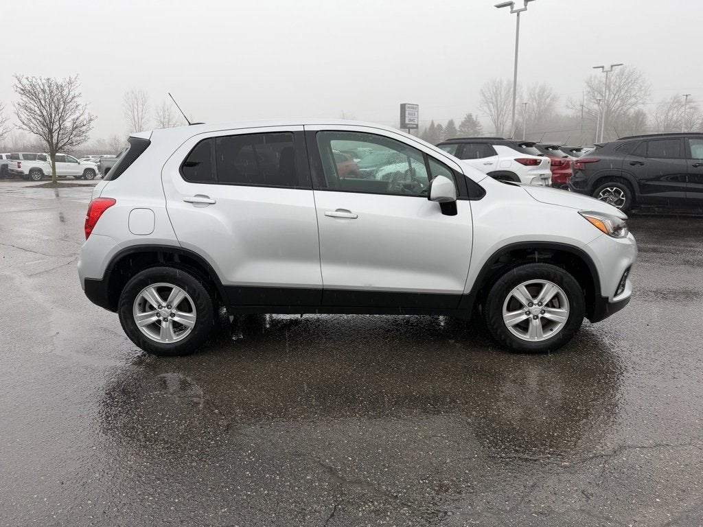 2022 Chevrolet Trax LS