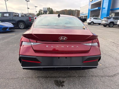 2024 Hyundai Elantra SEL