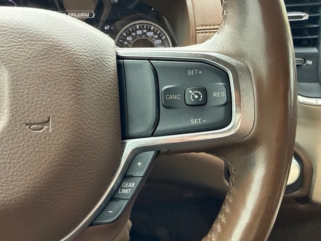 2019 RAM 1500 Laramie Quad Cab 4x4 6'4" Box
