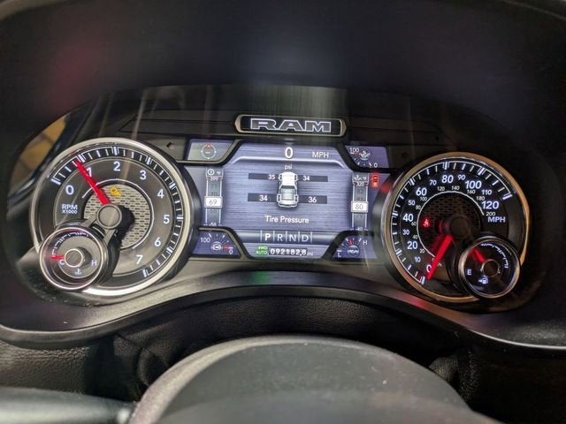 2019 RAM 1500 Big Horn/Lone Star Crew Cab 4x4 5'7" Box