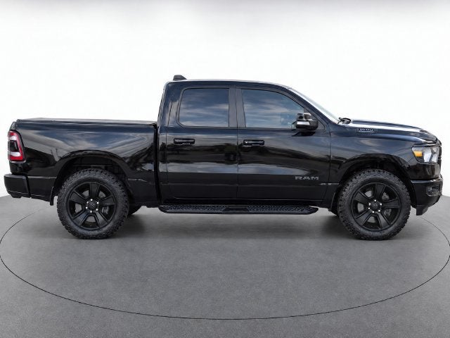2021 RAM 1500 Big Horn Crew Cab 4x4 5'7" Box